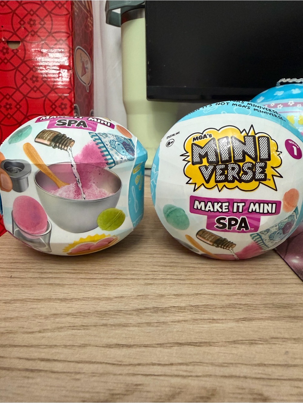 Make It Mini SPA Mini Verse Surprise toy